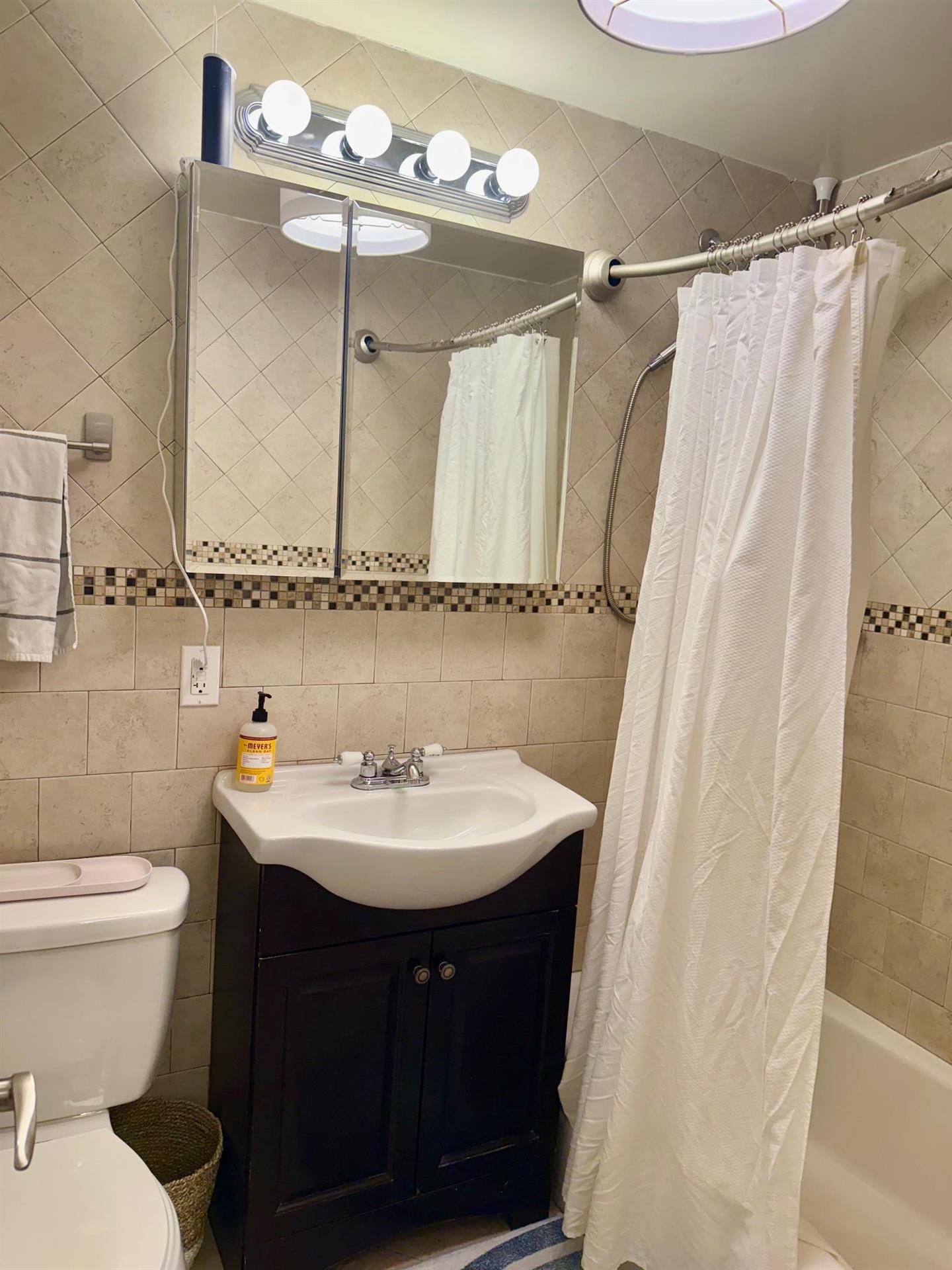 37 West 75th Street Upper West Side New York NY 10023