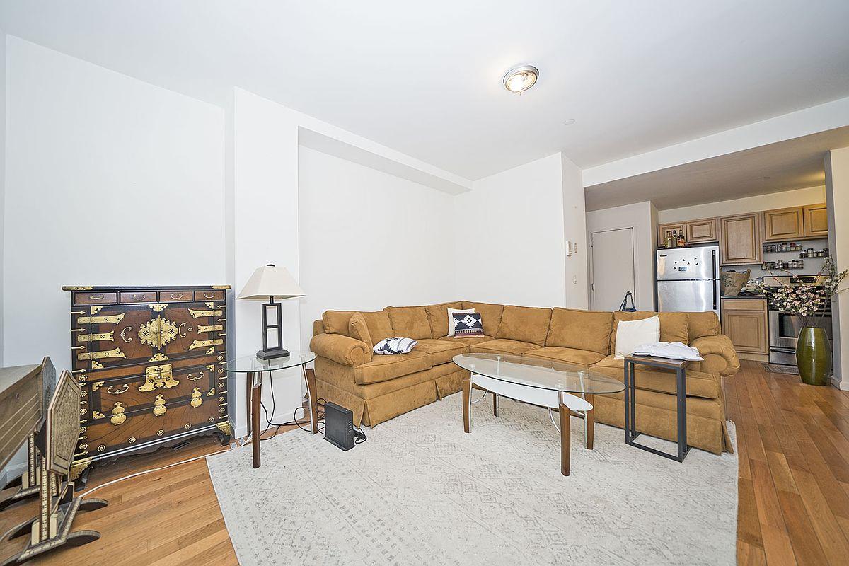 208 South 3rd Street, Apt 2-B, Brooklyn, NY 11211