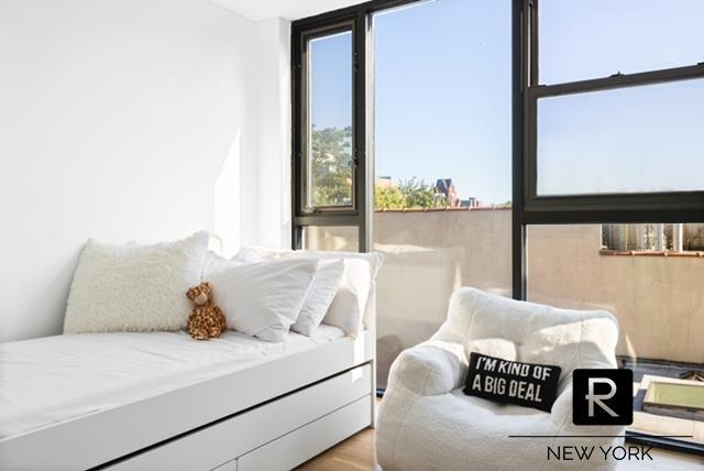 364 Myrtle Avenue Fort Greene Brooklyn NY 11205
