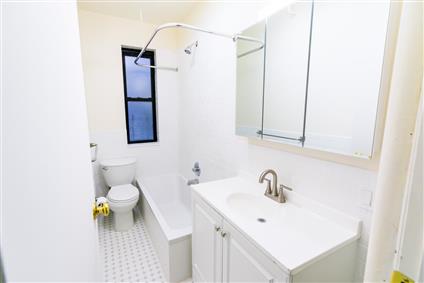 502 Amsterdam Avenue 8 Upper West Side New York NY 10024