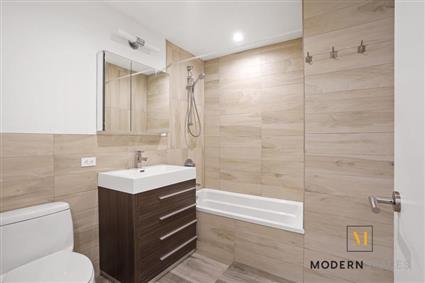 47-28 11th Street 6-D Long Island City Queens NY 11101