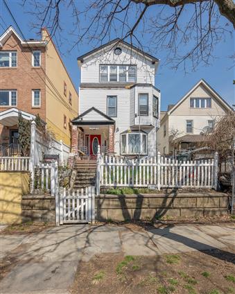 11-29 30th Road Building Astoria Queens NY 11102