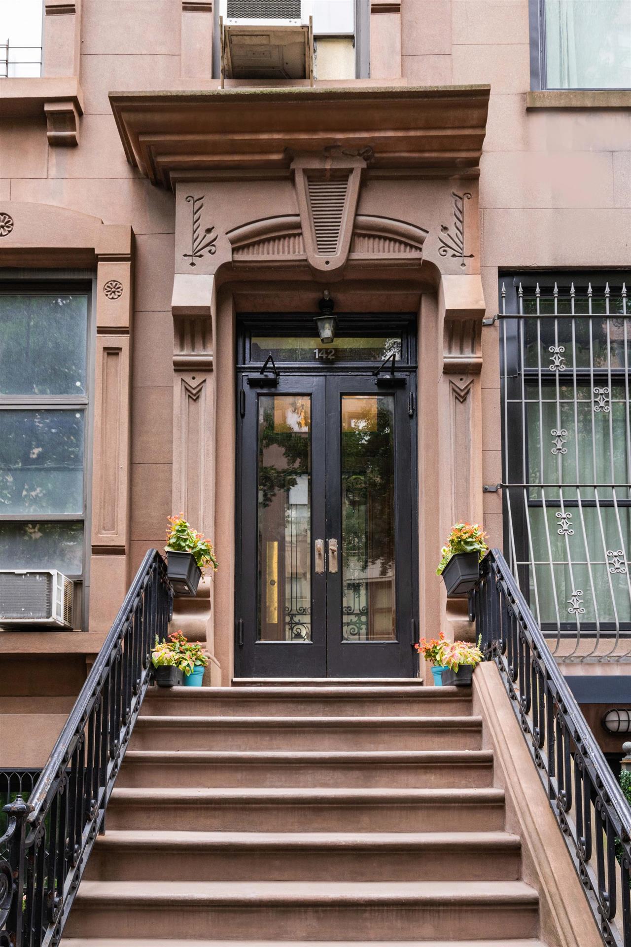 142 East 37th Street Gramercy Park New York NY 10016