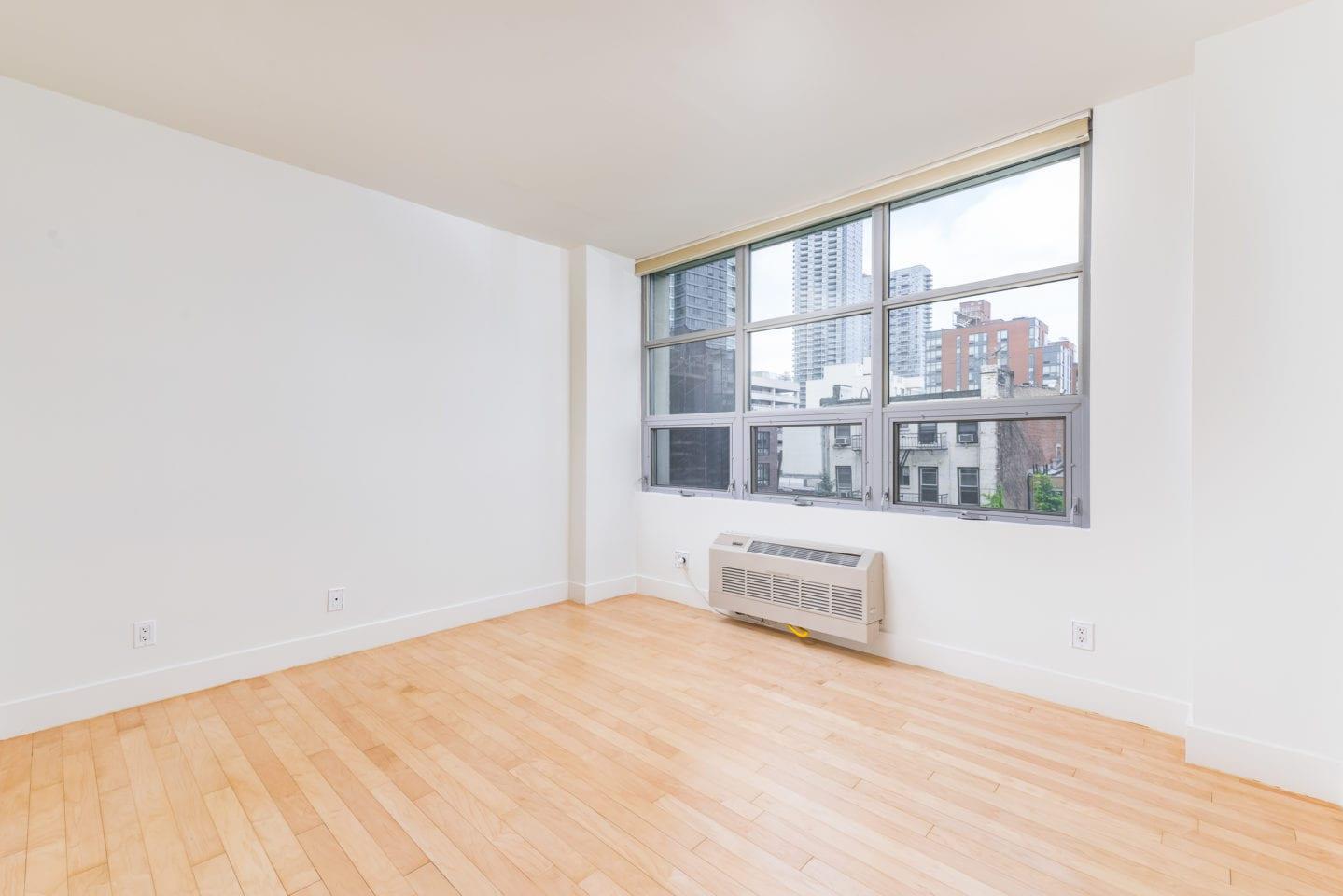 5-09 48th Avenue 4-R Long Island City Queens NY 11101