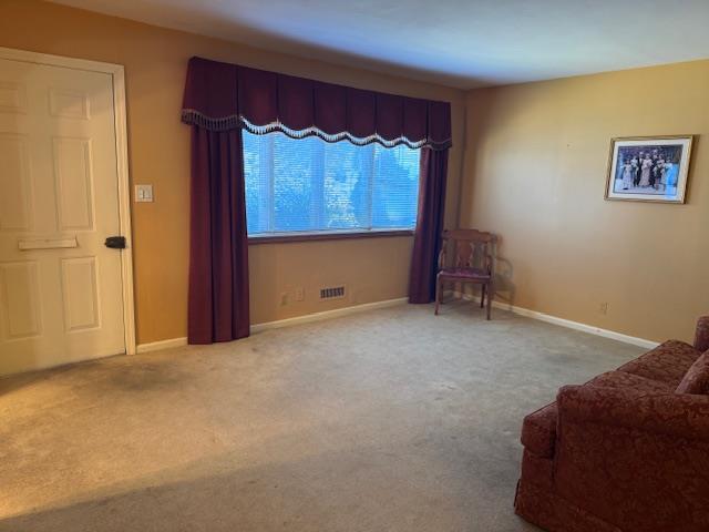 38-02 254th Street Little Neck Queens NY 11363
