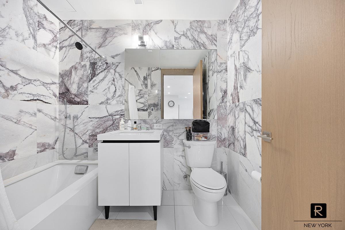 200 East 21st Street Gramercy Park New York NY 10010