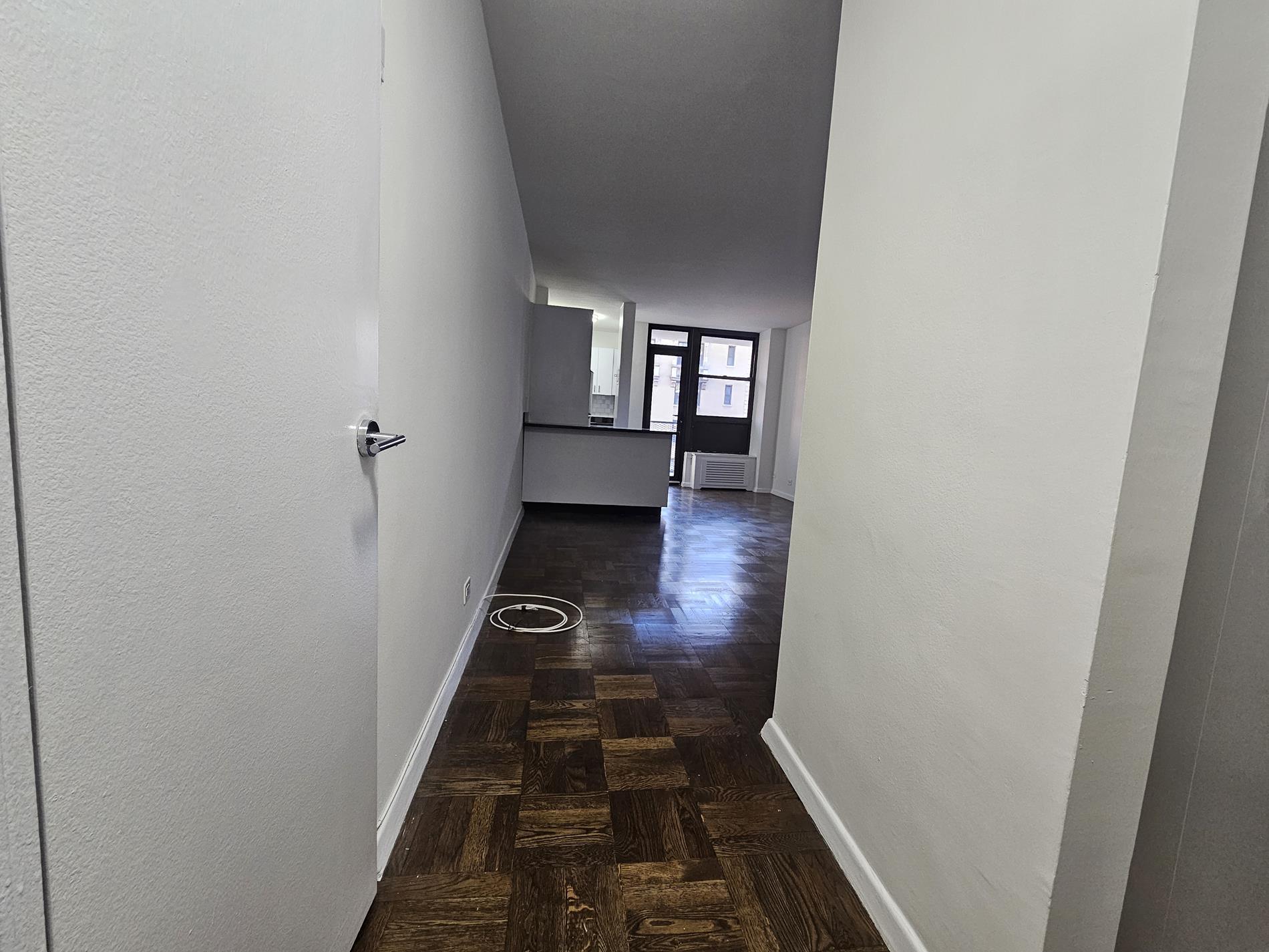 165 East 35th Street, Apt 8H, New York, NY 10016