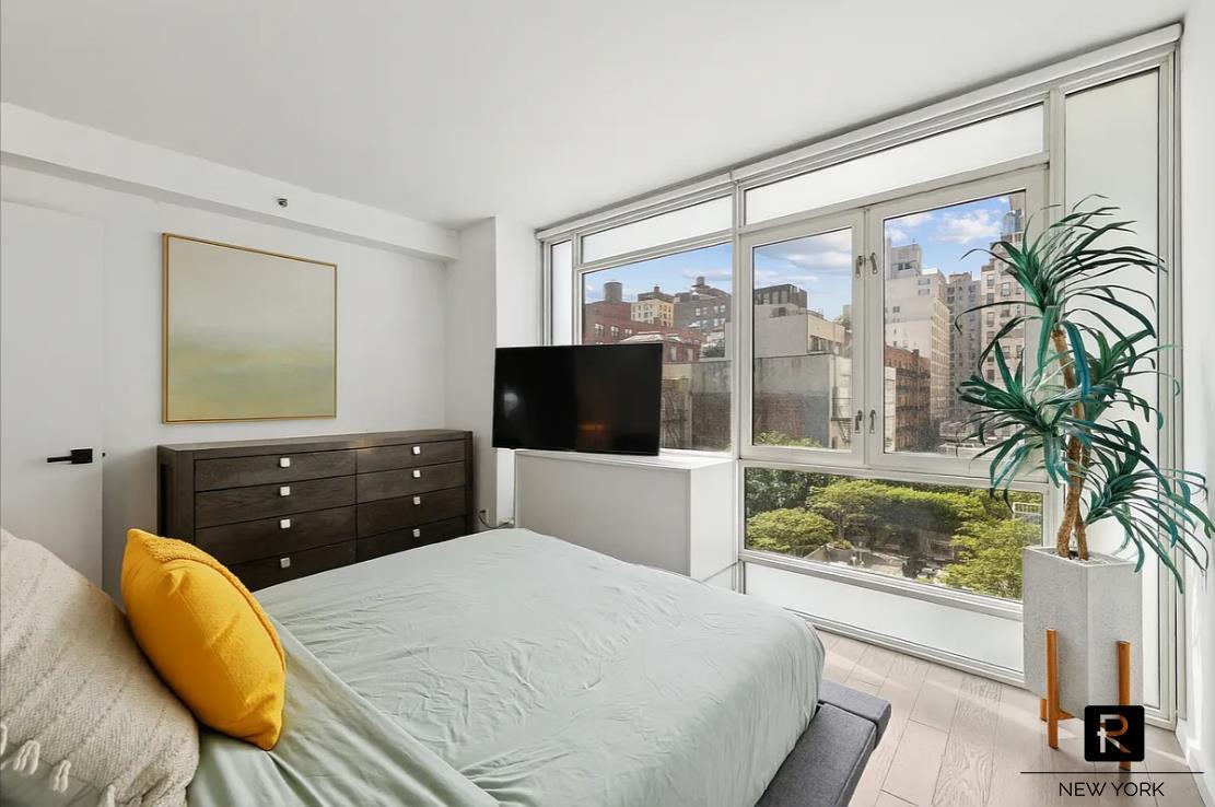 385 First Avenue Gramercy Park New York NY 10010