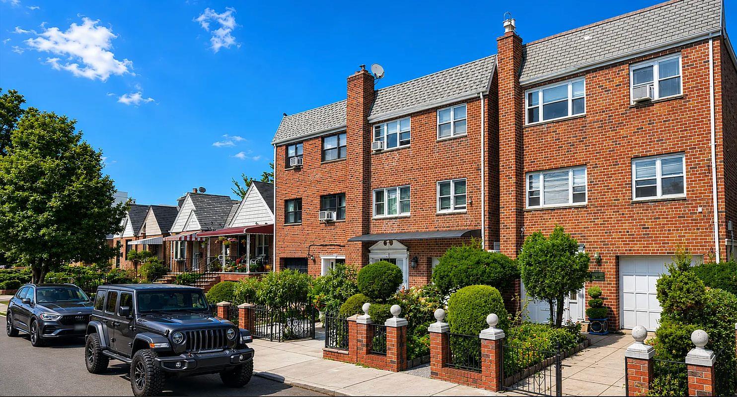 25-20 47th Street, Apt 2, Queens, NY 11103