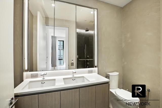 77 Charlton Street Soho New York NY 10014