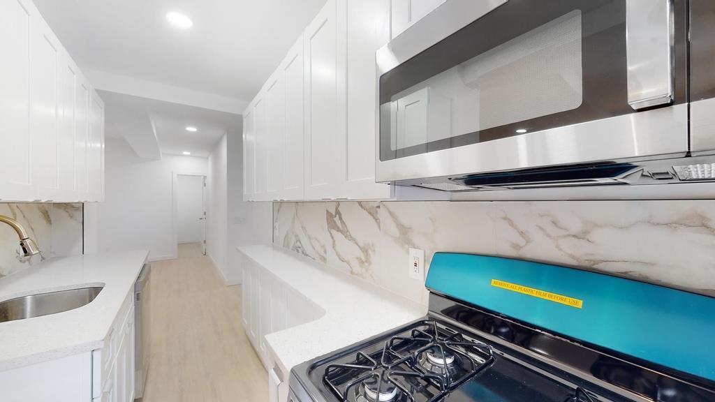 201 East 35th Street Midtown East New York NY 10016