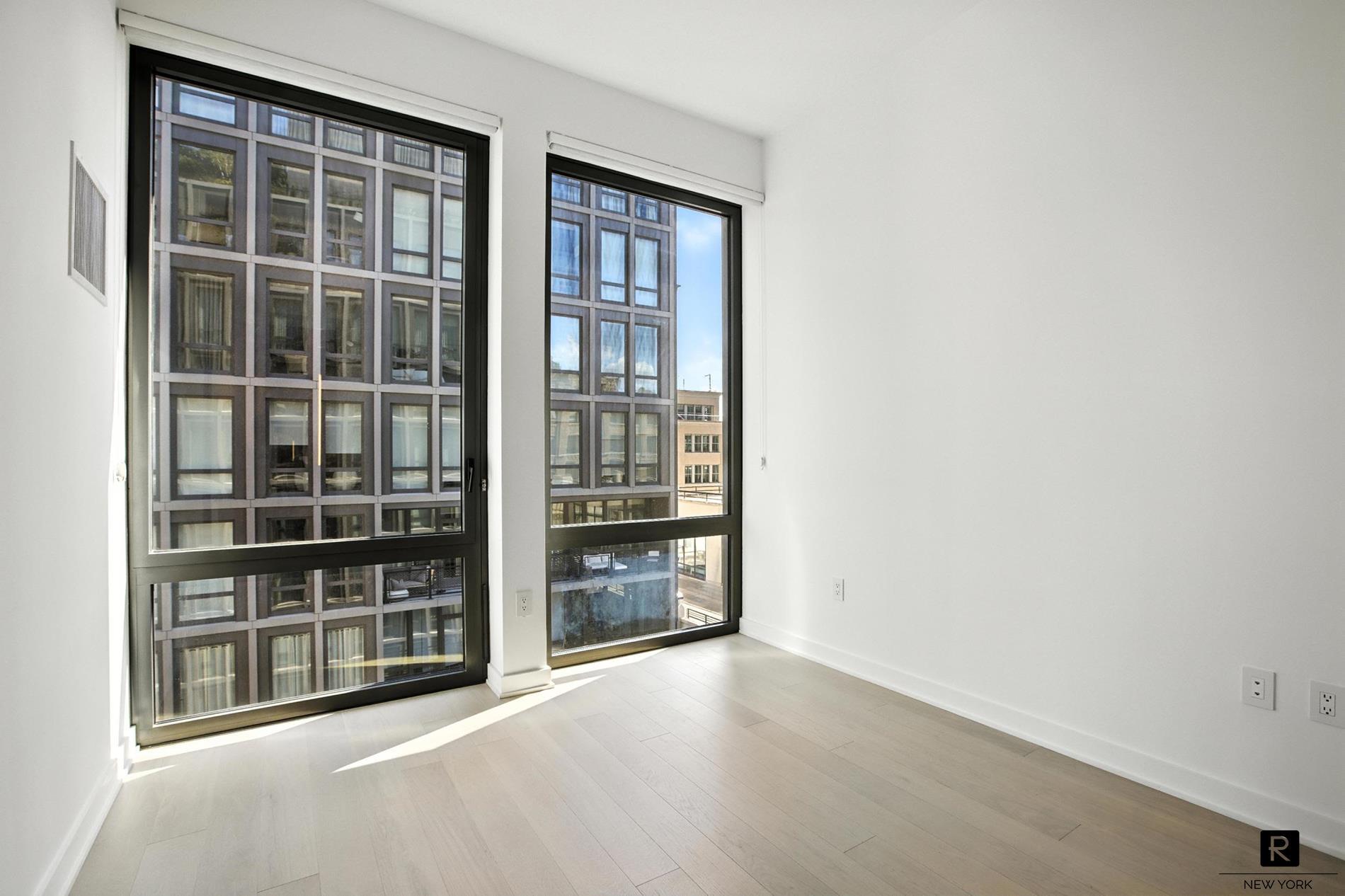 77 Charlton Street Soho New York NY 10014