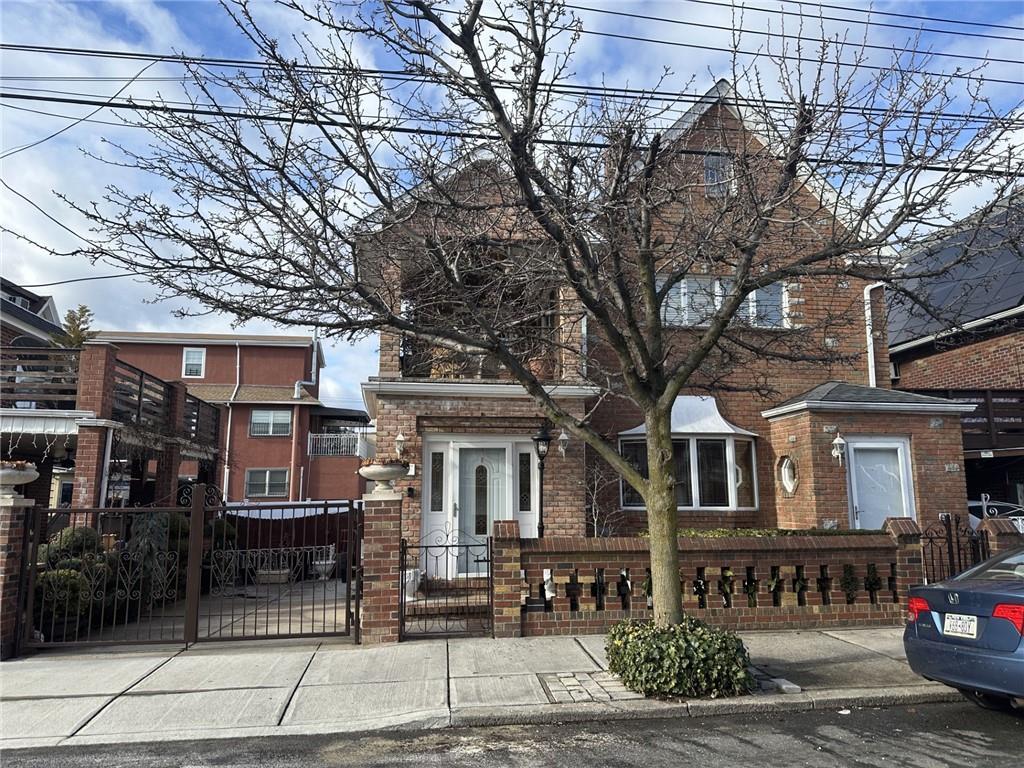 180 Bay 44th Street Gravesend Brooklyn NY 11214