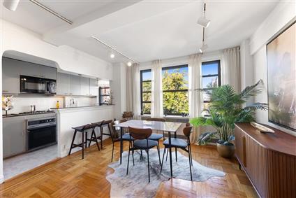 152 East 94th Street 8-D Carnegie Hill New York NY 10128