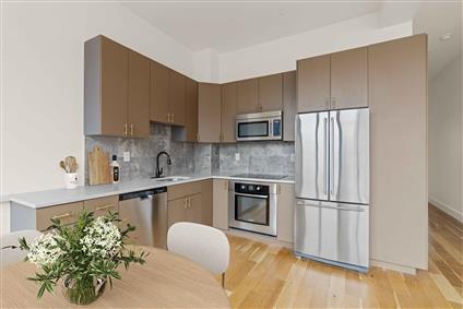 5-12 51st Avenue 4 Hunters Point Queens NY 11101