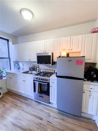 257 West 10th Street 2-E W. Greenwich Village New York NY 10011