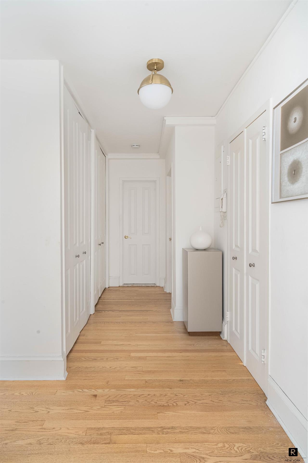 433 East 56th Street Sutton Place New York NY 10022