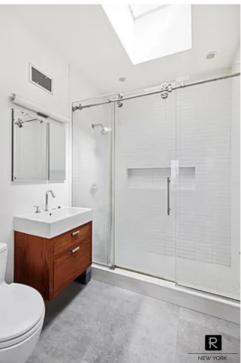 51 Woodhull Street Carroll Gardens Brooklyn NY 11231
