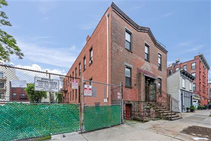 148 India Street Brooklyn NY 11222