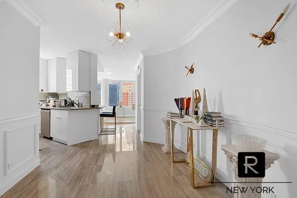 330 East 38th Street Murray Hill New York NY 10016