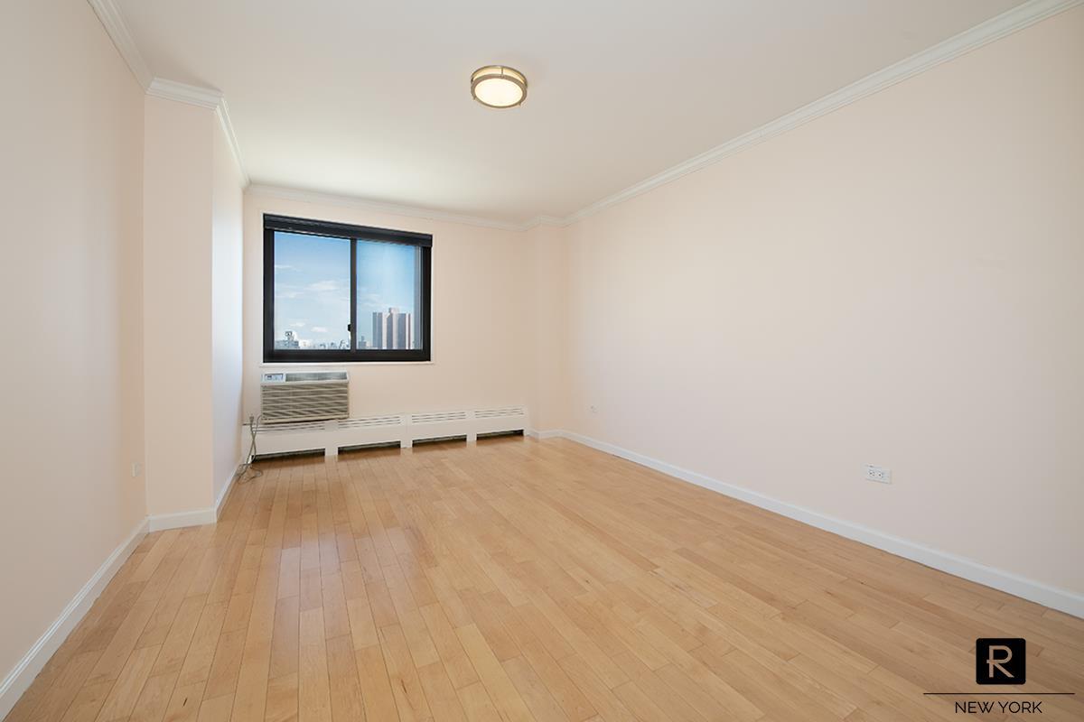 90 Gold Street Seaport District New York NY 10038
