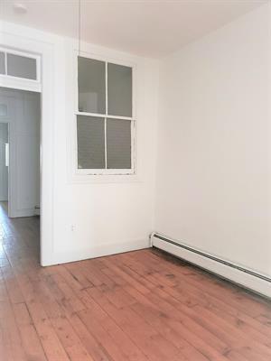 110 Sussex St 2R Jersey City Downtown Jersey City NJ 07302
