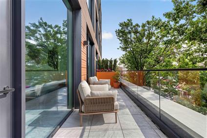 445 5th Avenue 3-A Park Slope Brooklyn NY 11215