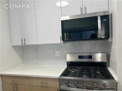400 East 54th Street 19-H Sutton Place New York NY 10022