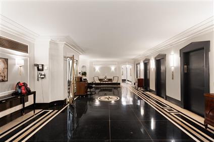 152 East 94th Street 8-D Carnegie Hill New York NY 10128