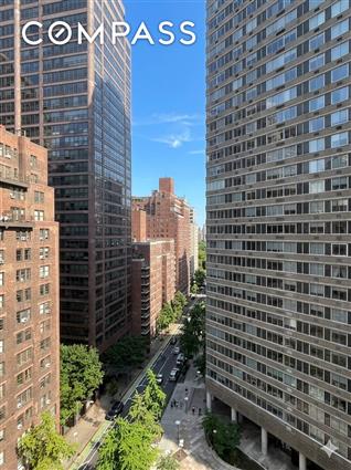 400 East 54th Street 12-F Sutton Place New York NY 10022
