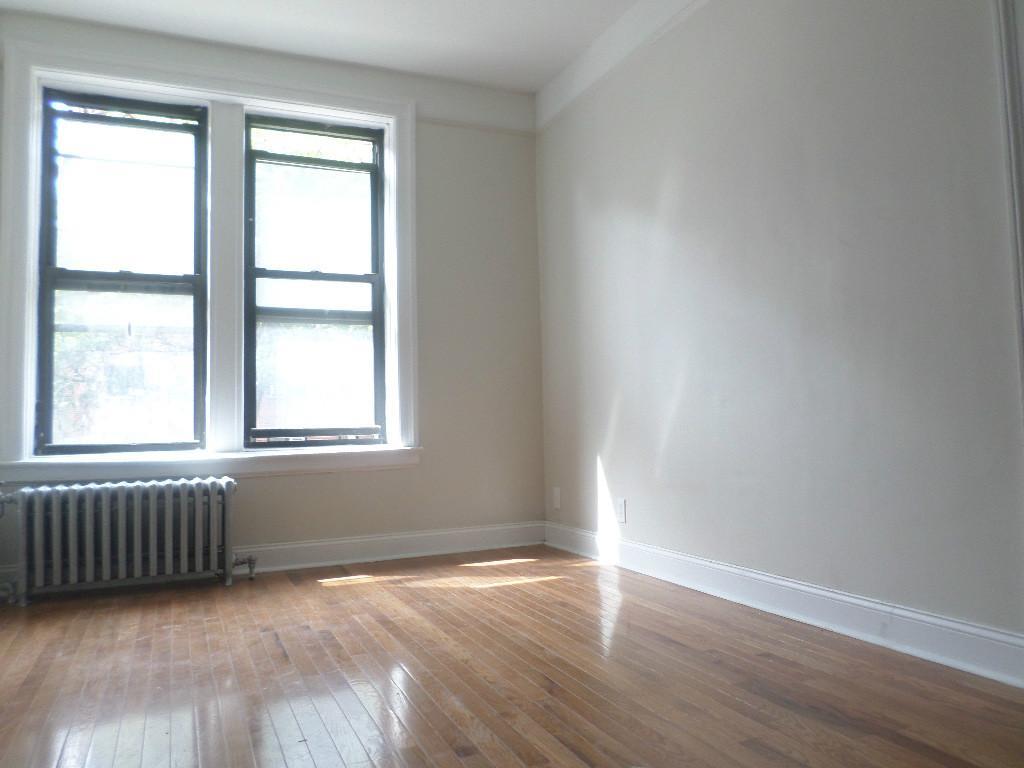 25 23 31st Ave B 54 Astoria Queens Ny Linecity Nyc Apartment
