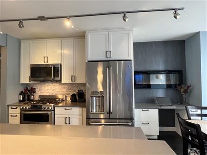 4-74 48th Avenue 28-C Hunters Point Queens NY 11109