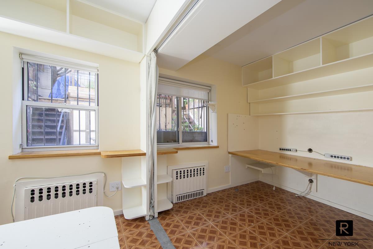 422 East 10th Street E. Greenwich Village New York NY 10009
