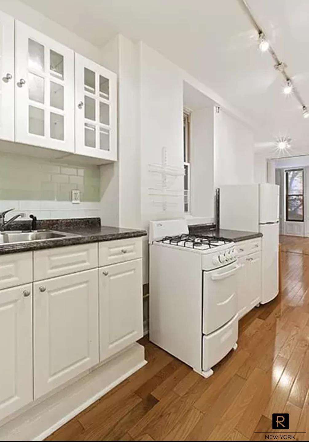 232 East 26th Street Gramercy Park New York NY 10010