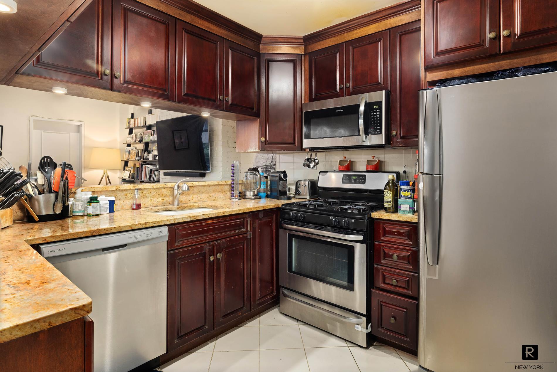 53 West 94th Street Upper West Side New York NY 10025