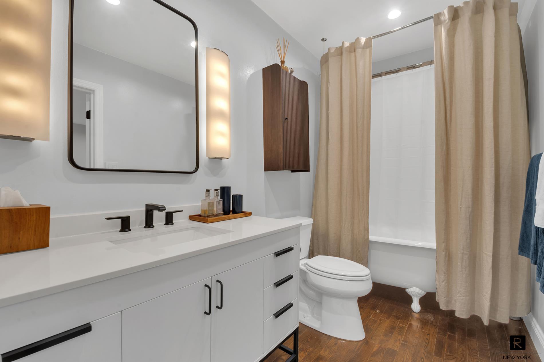 216 East 75th Street Upper East Side New York NY 10021