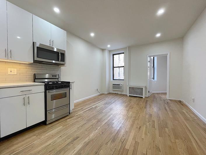 263 West 19th Street 3-NW Chelsea New York NY 10011