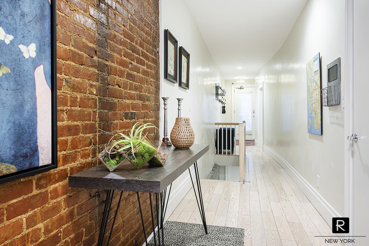 318 West 71st Street Upper West Side New York NY 10023
