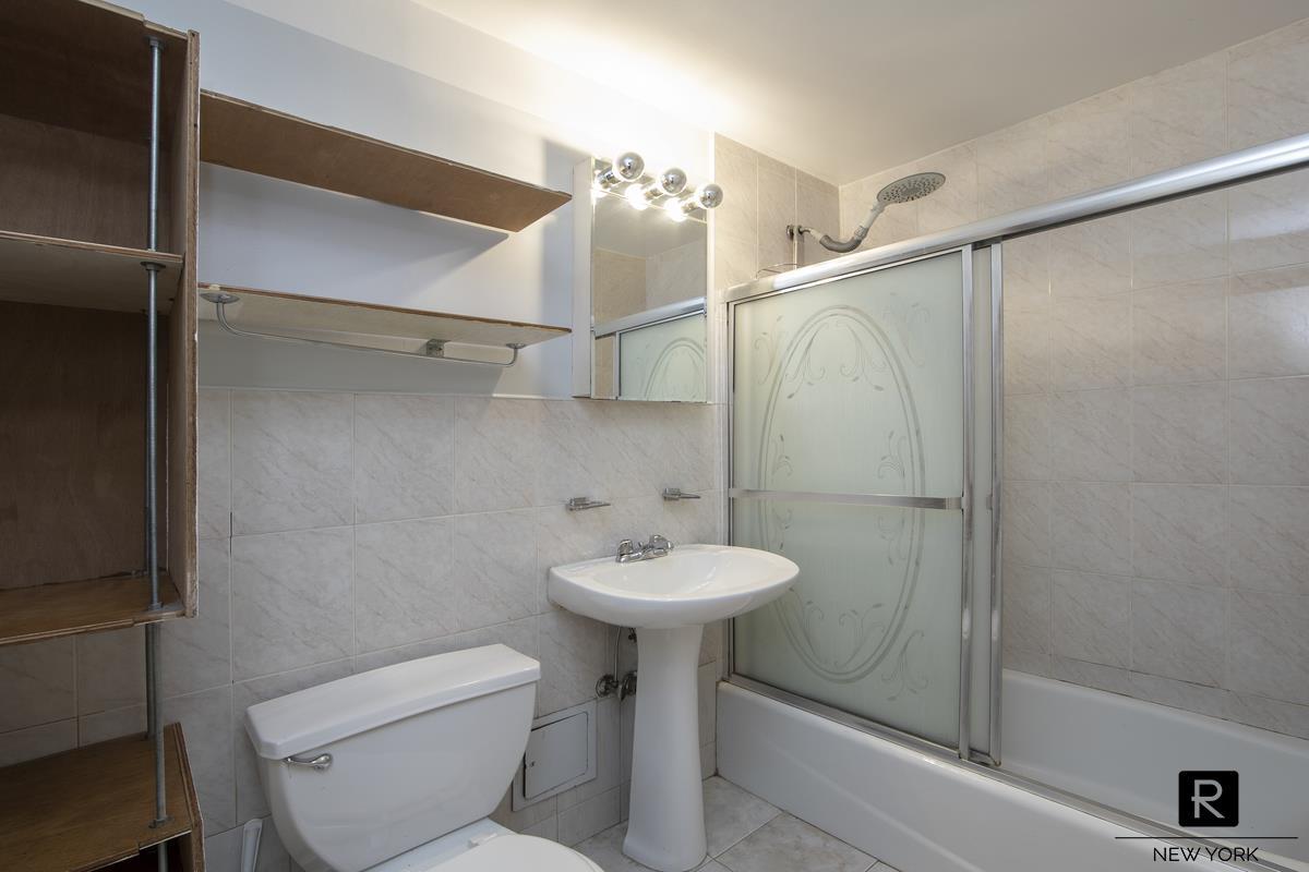 422 East 10th Street E. Greenwich Village New York NY 10009
