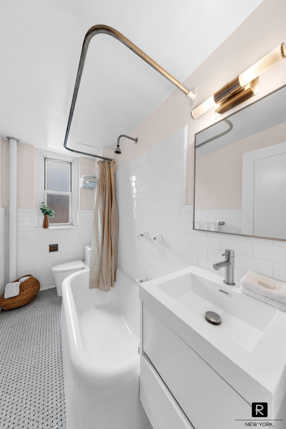 365 West 20th Street Chelsea New York NY 10011