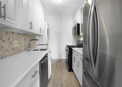 141-25 78th Avenue 3-B Kew Gardens Hills Queens NY 11367
