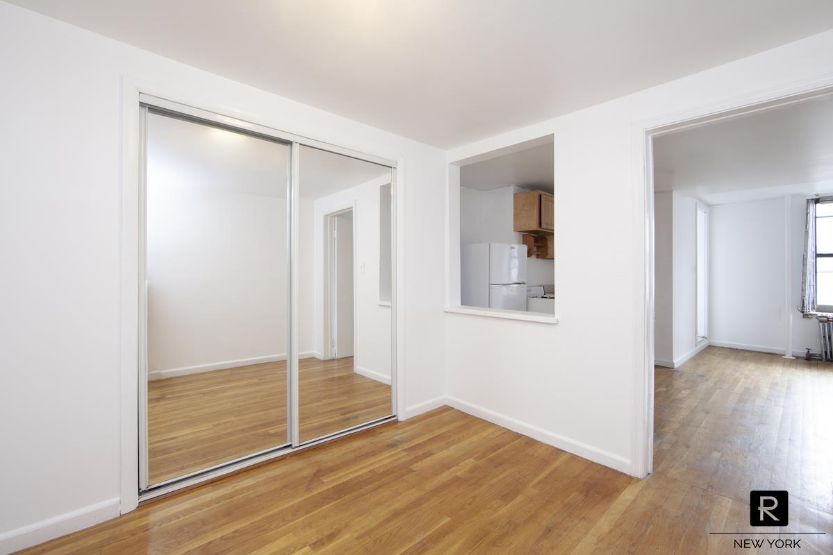 182 Avenue B E. Greenwich Village New York NY 10009