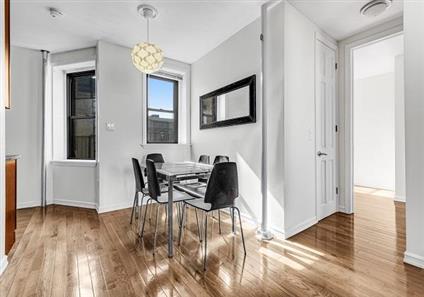 21-05 33rd Street 5-D Steinway-Ditmars Queens NY 11105