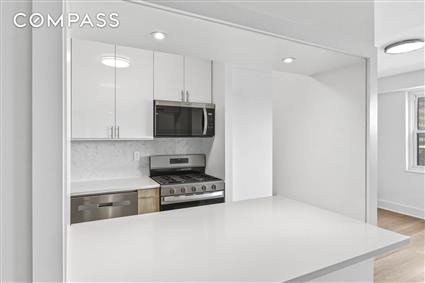 400 East 54th Street 24-E Sutton Place New York NY 10022