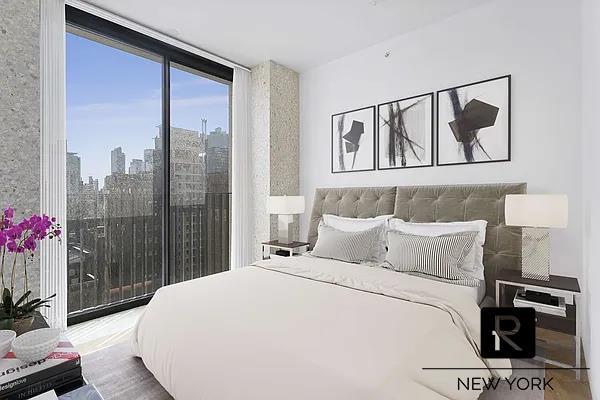 16 West 40th Street Midtown West New York NY 10018