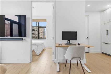 5-01 47th Road 2-A Long Island City Queens NY 11101