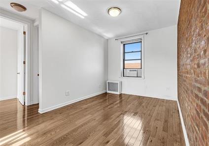 21-05 33rd Street 5-D Steinway-Ditmars Queens NY 11105