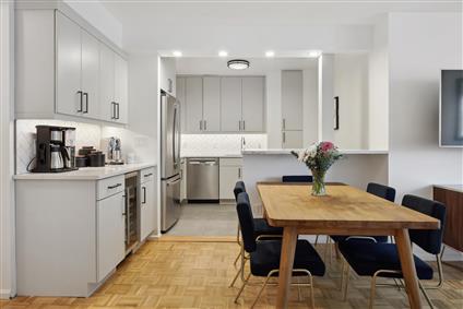 4-74 48th Avenue 7-E Hunters Point Queens NY 11109