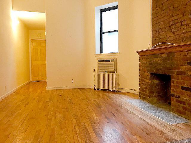 105 East 10th Street E. Greenwich Village New York NY 10003