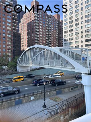 400 East 54th Street 24-E Sutton Place New York NY 10022